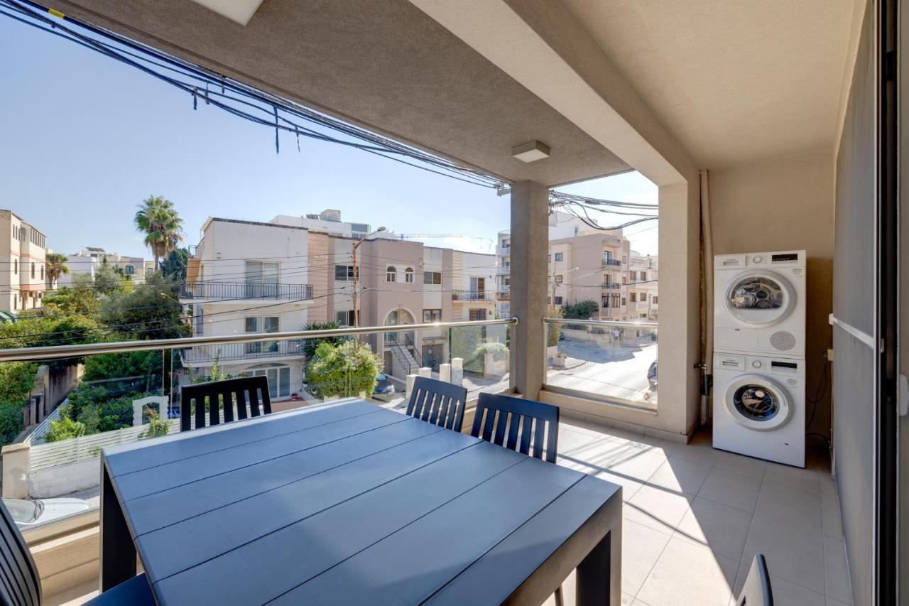Marvellous 3Br Apartment In Central St Julians San Ġiljan Kültér fotó