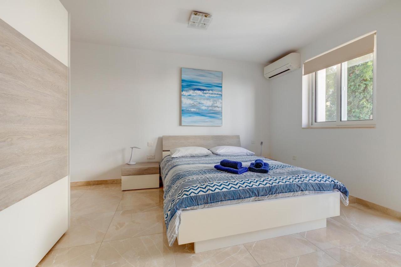 Marvellous 3Br Apartment In Central St Julians San Ġiljan Kültér fotó